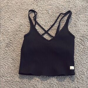 Vuori Black Crop Tank Top